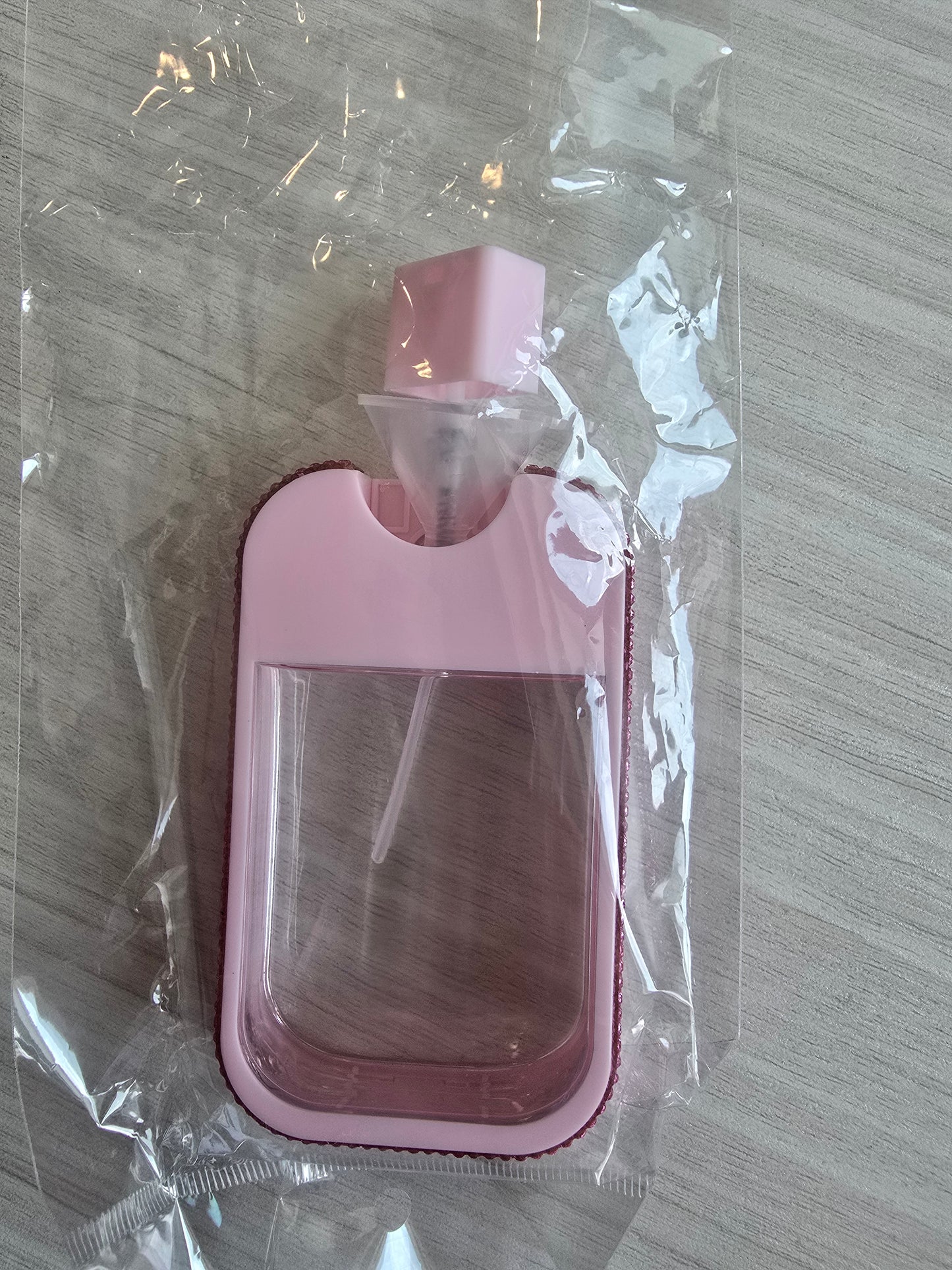 Choose your Keychains, Spray Bottles, Notebooks Live 8/6