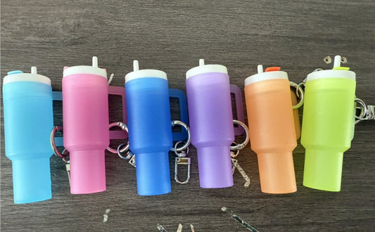 Mini Tumbler Keychains Illuminating Glow in the dark